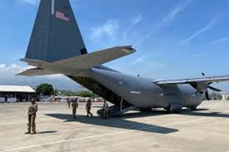 Un autre avion militaire américain a atterri à l’aéroport international Toussaint Louverture